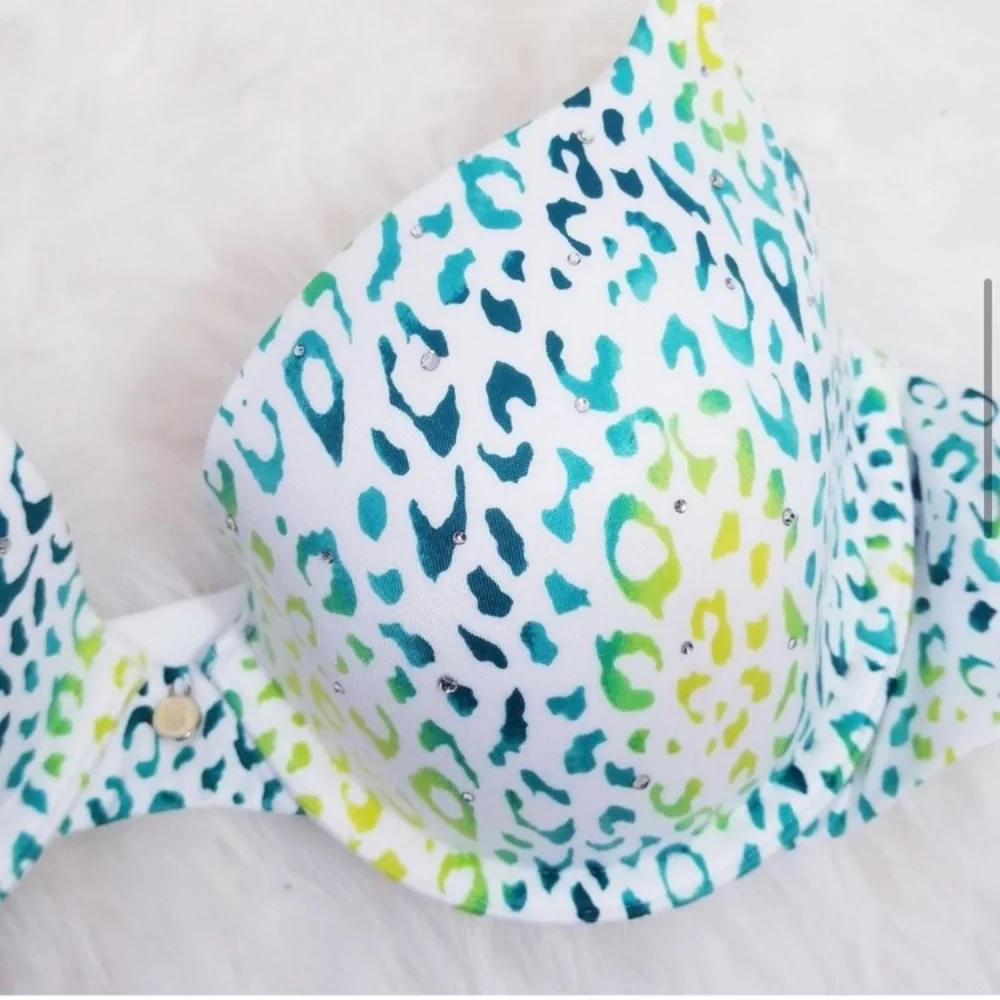 Victoria's Secret Bling Cheetah Lightly Lined Demi Bra - Picture 2 of 3